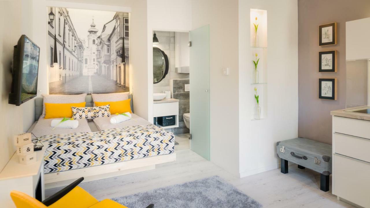 Luxury Studio 24 Győr Exterior foto